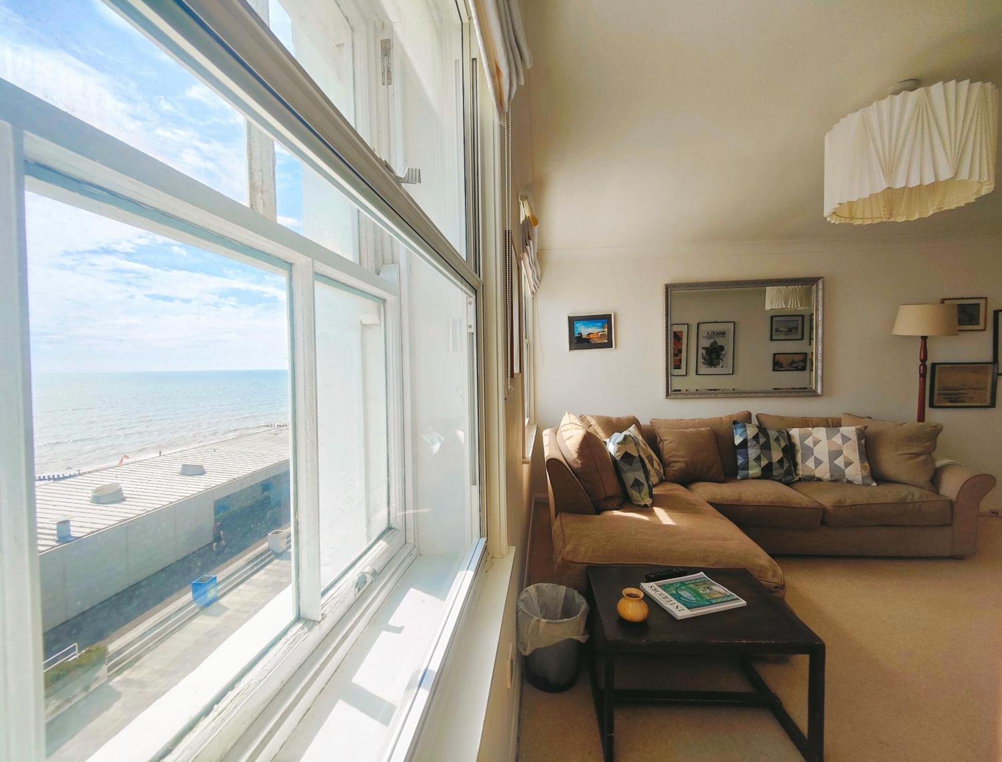 Stunning Seafront Flat,St Leonards Apartment Екстериор снимка